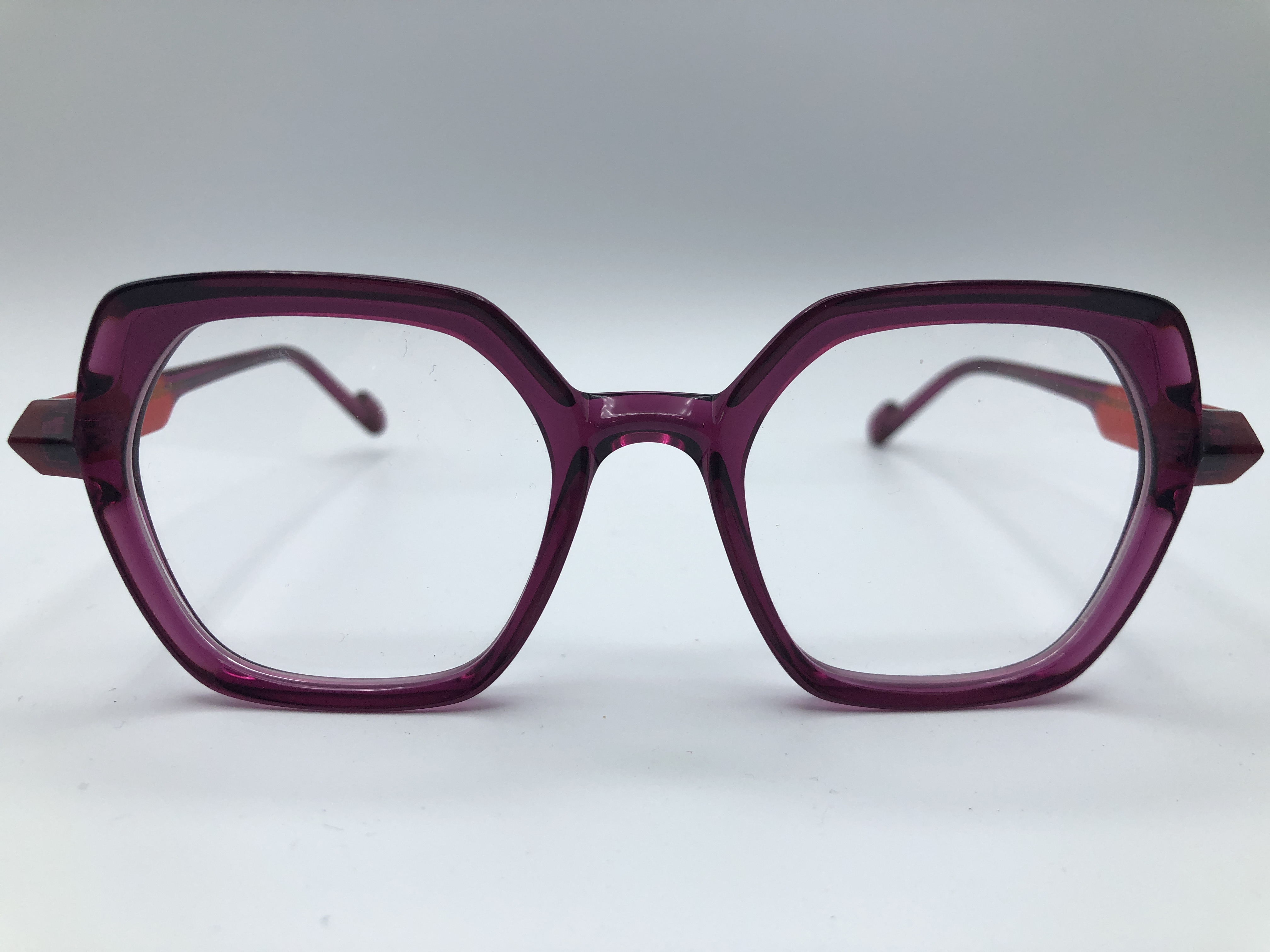 Caroline Abram Mabel 317